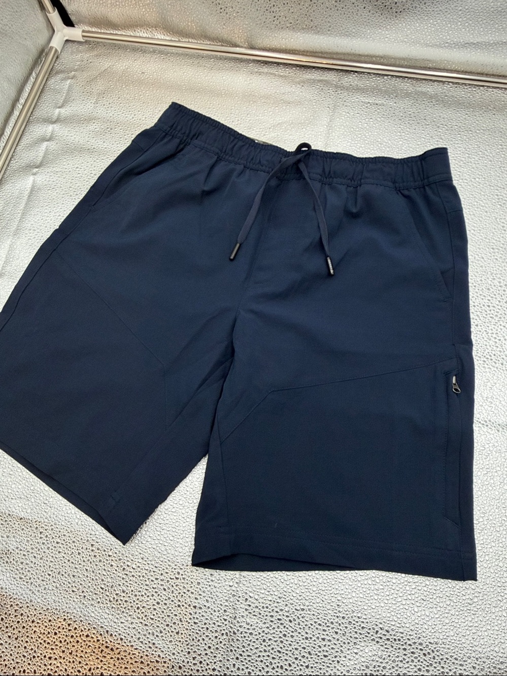 Brand new Gerry Men’s pull-on trail short-Navy-S